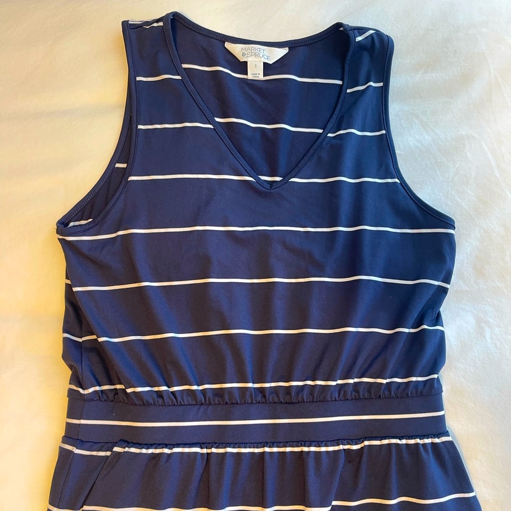 Market & Spruce Small Navy Blue w/ white strips